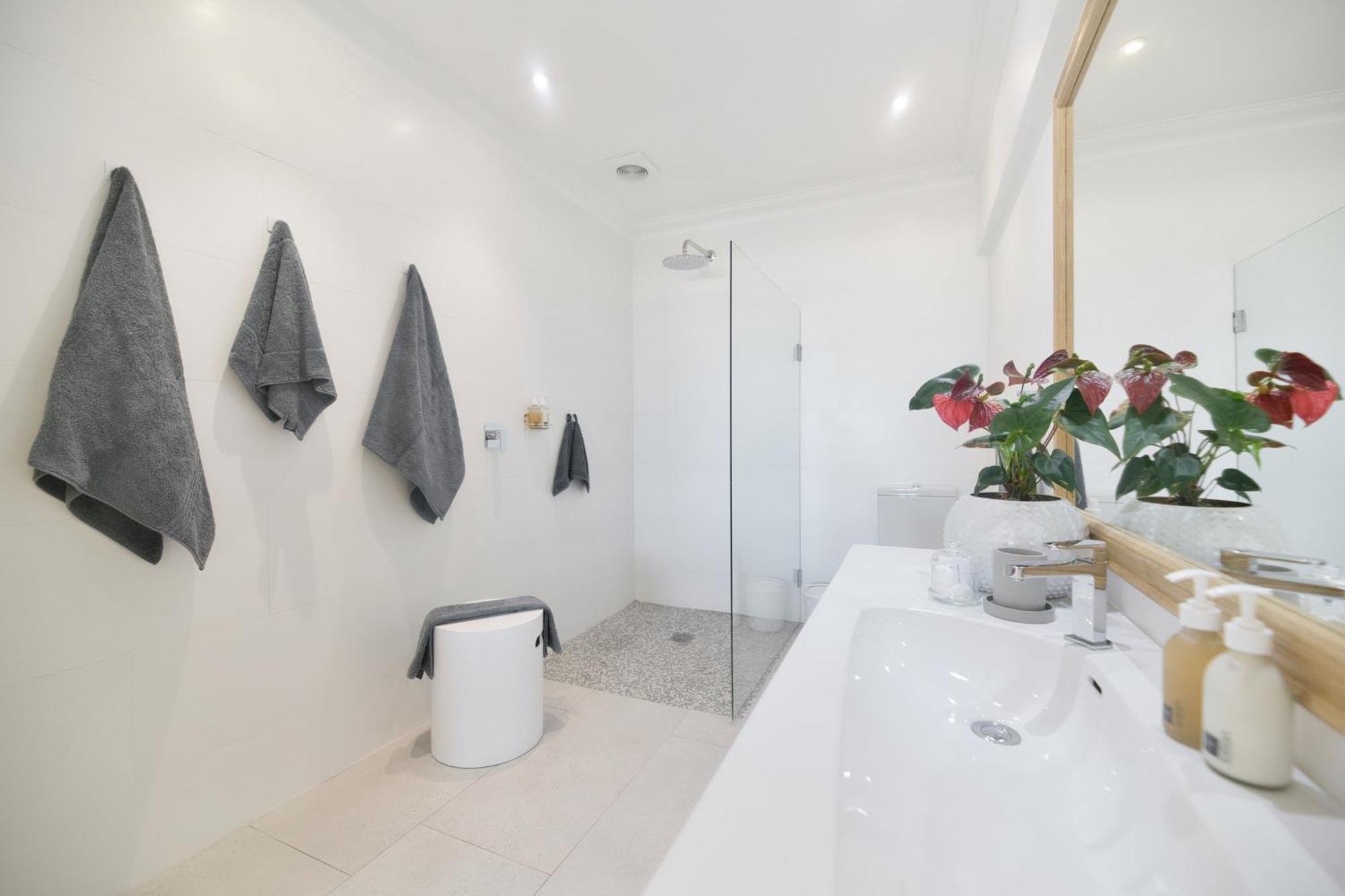 Oceans Guest House & Luxurious Apartments Struisbaai Buitenkant foto